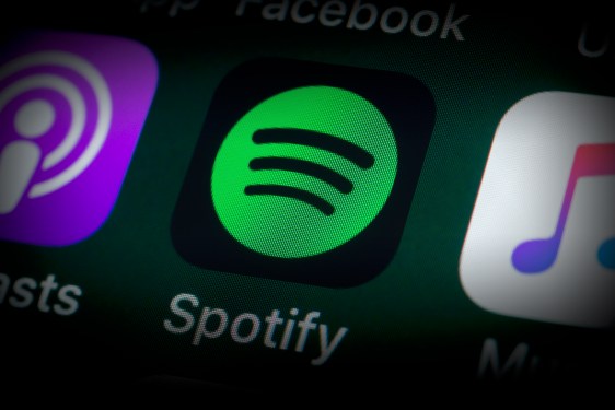 Spotify Launches Partner Program for Podcast Hosts