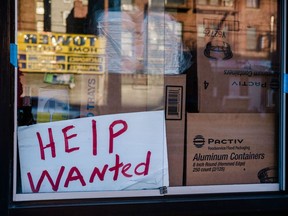 US Job Openings Post Surprise Increase, Keeping Pressure on Federal Reserve to Maintain Rate Hikes