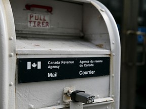 CRA workers to hold strike vote amid union preparations