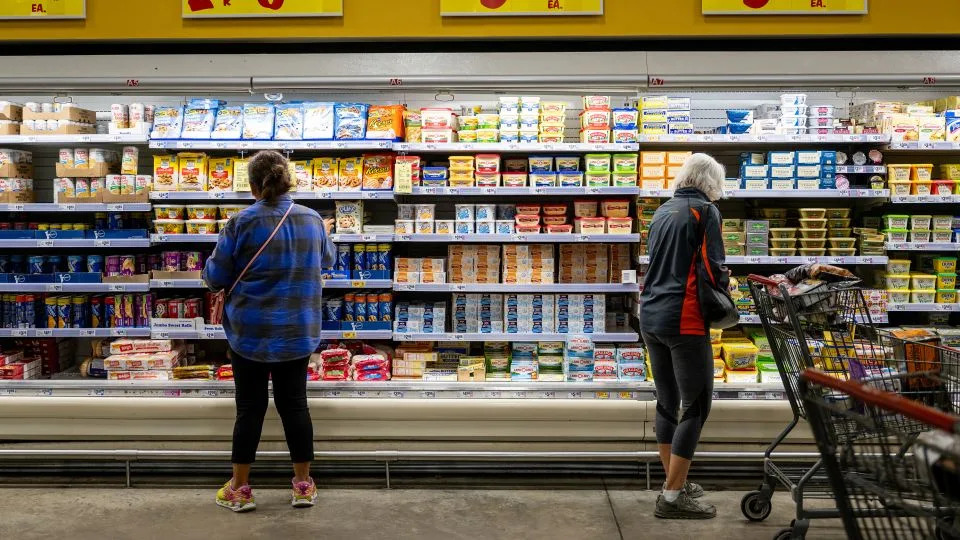 Is the U.S. economy entering a recession as Americans express growing concerns about its health, citing rising unemployment rates?